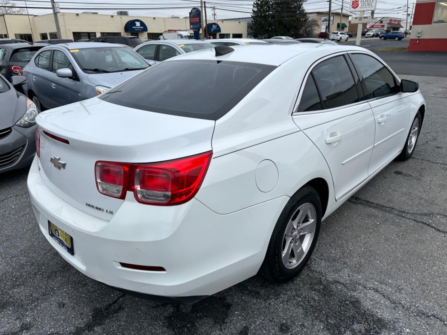 2015 WHITE Chevrolet Malibu LS (1G11B5SL1FU) with an 2.5L L4 DOHC 16V engine, 6-Speed Automatic transmission, located at 1254 Manheim Pike, Lancaster, PA, 17601, (717) 393-9133, 40.062870, -76.323273 - Photo#4